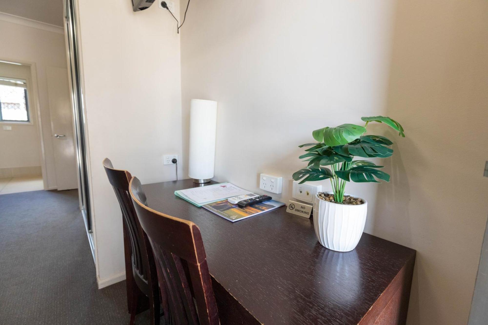 Highfields Motel Toowoomba Bagian luar foto