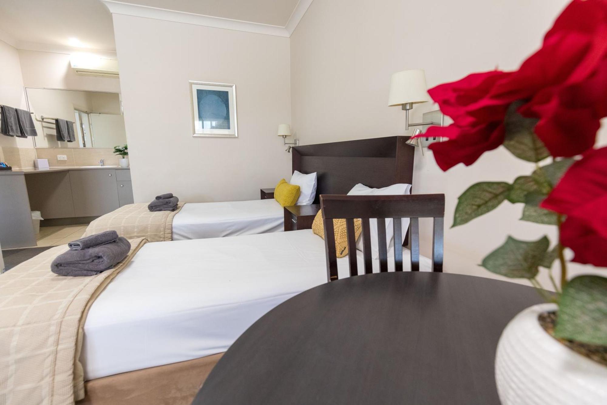 Highfields Motel Toowoomba Bagian luar foto
